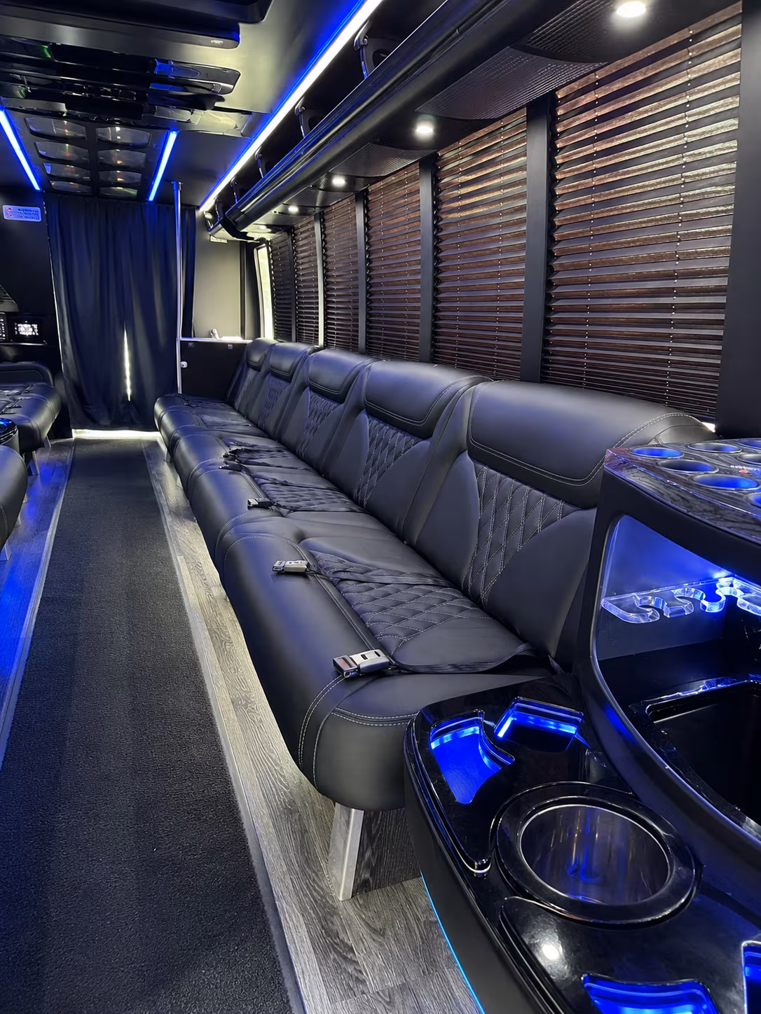 Rent a Bus to a Fort Lauderdale Group Night-Out