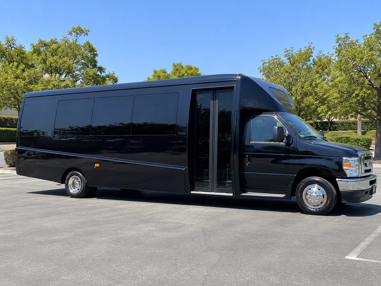 Coral Springs Airport Shuttle & Transportation party bus exterior