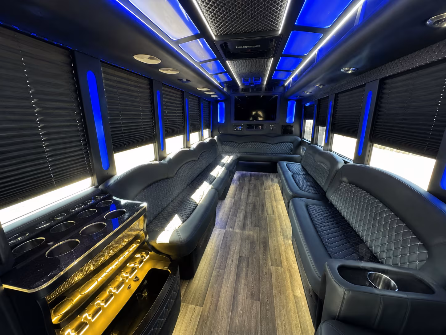 Lauderhill Homecoming & Prom Party Bus Rentals